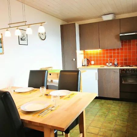 Cozy Holiday In Near Ski Area Feriehus Arbaz