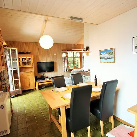 Casa de Férias Cozy Holiday In Near Ski Area *